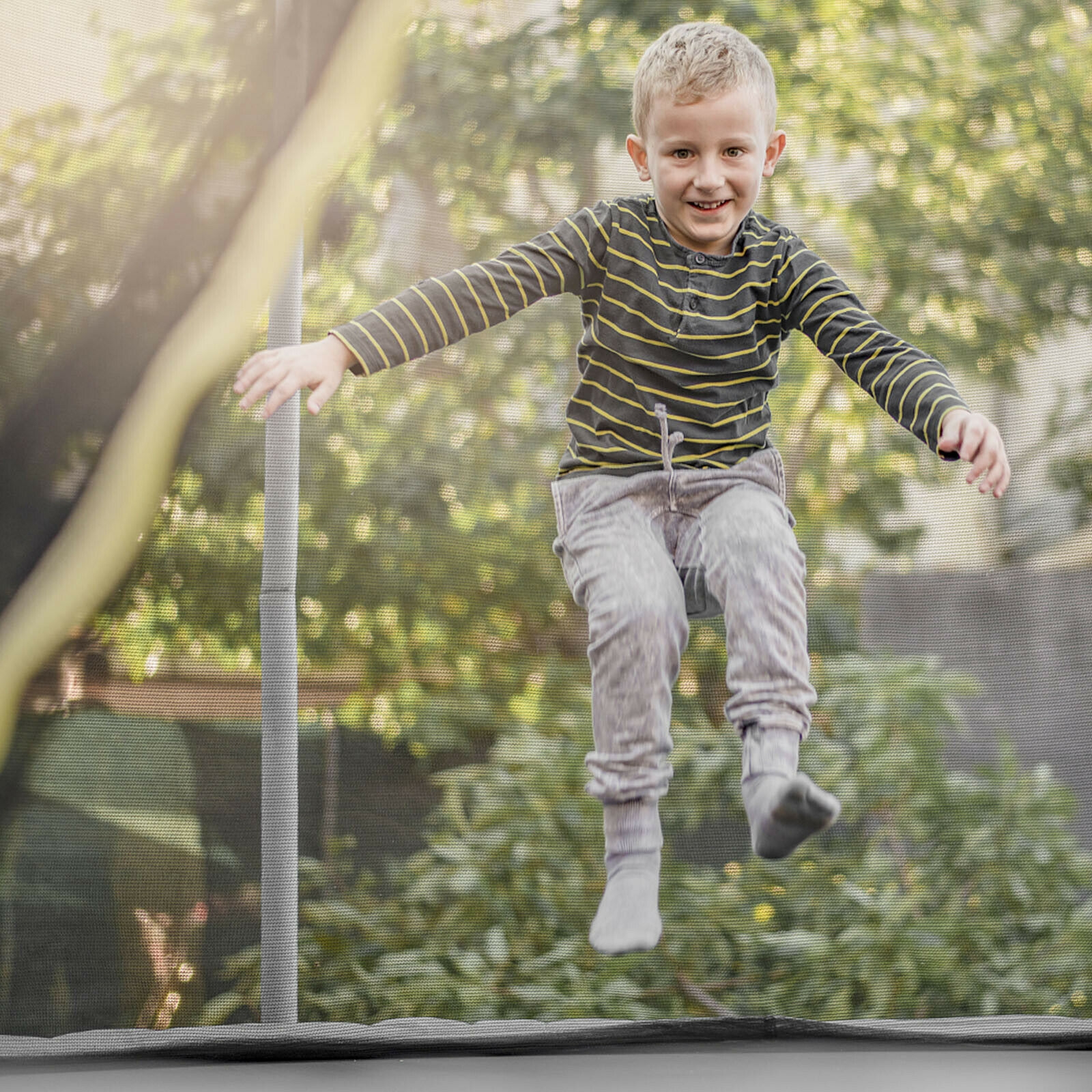 Wejście na zamek i klamry bezpieczeństwa siatki trampoliny